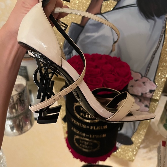 Yves Saint Laurent Opyum - Picture 4 of 15